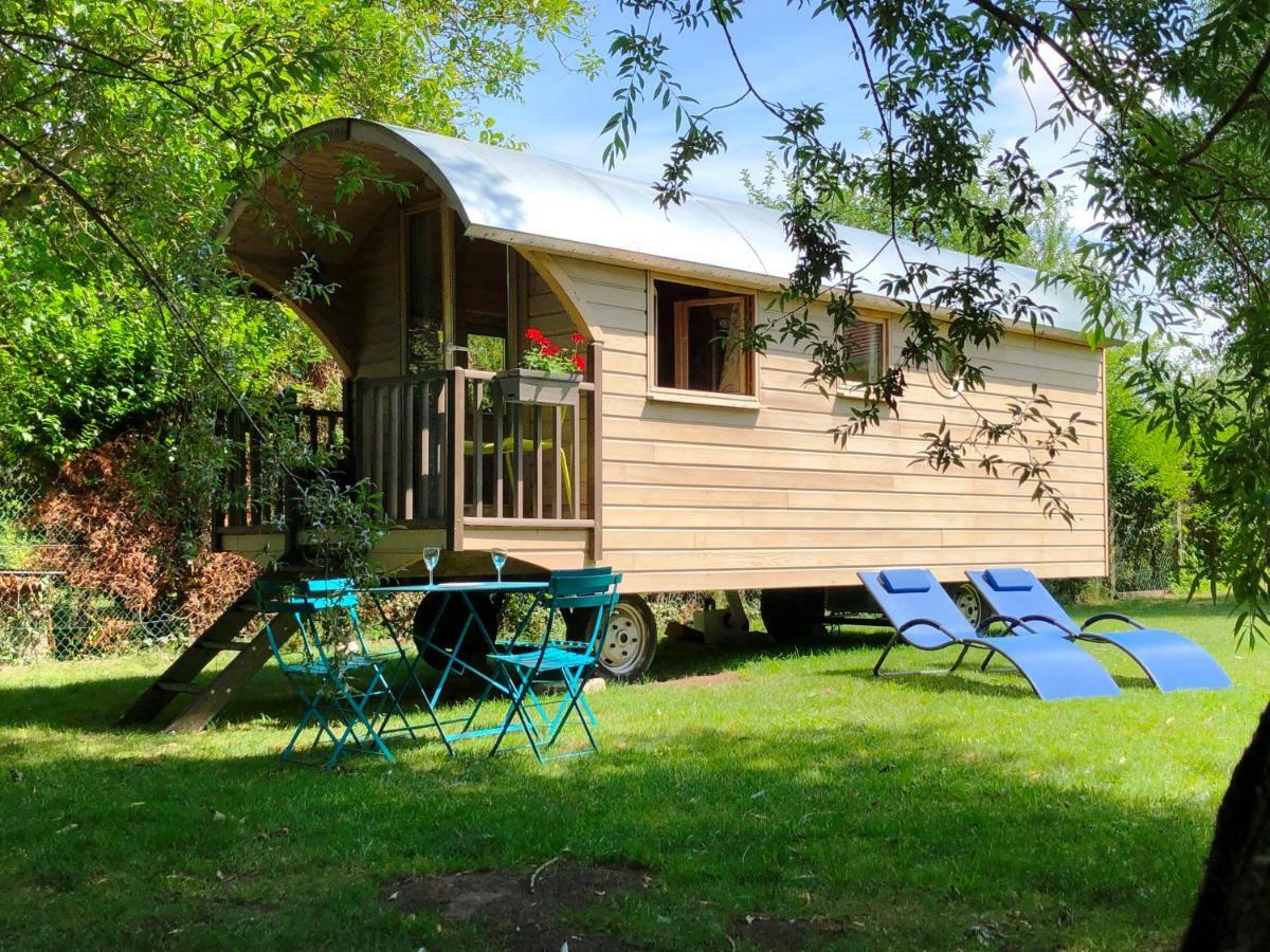 Millygite Chalet-On-Wheels By The River Экстерьер фото